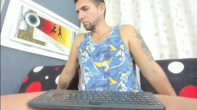 JULESLAKES online show from April 2026 01:41:01 PM