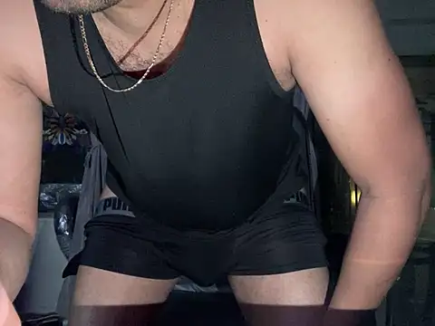 Snapshot of ThickDick_Daddy chatting on June 2026 06:48:02 AM ThickDick Daddy online show from June 2026 06:48:02 AM
