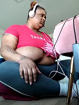 Snapshot of NaughtyHottieBBW chatting on September 2025 10:54:01 PM NaughtyHottieBBW online show from September 2025 10:54:01 PM