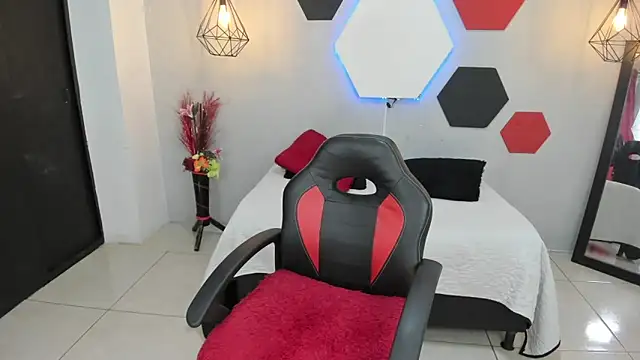 martinaclark online show from January 2025 07:15:01 AM