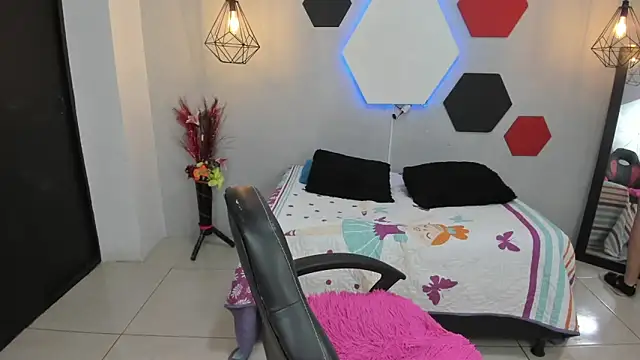 martinaclark online show from January 2025 03:04:02 AM