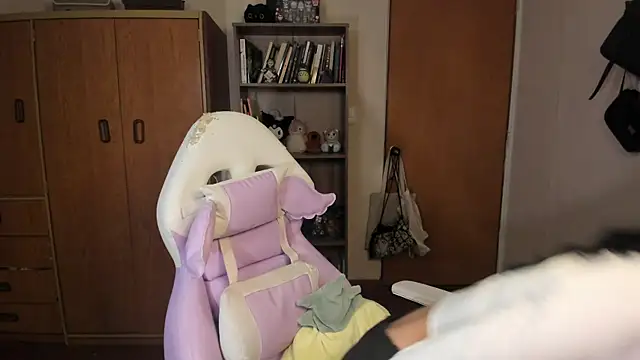 valerie  skyy online show from January 2025 02:57:01 AM