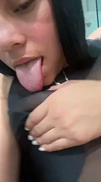 Snapshot of pamela_anderson_ chatting on December 2024 08:20:01 AM pamela anderson online show from December 2024 08:20:01 AM