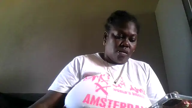 XgeileKutje online show from May 2026 05:09:01 PM
