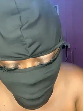 sweet1111 online show from December 2024 06:21:01 PM