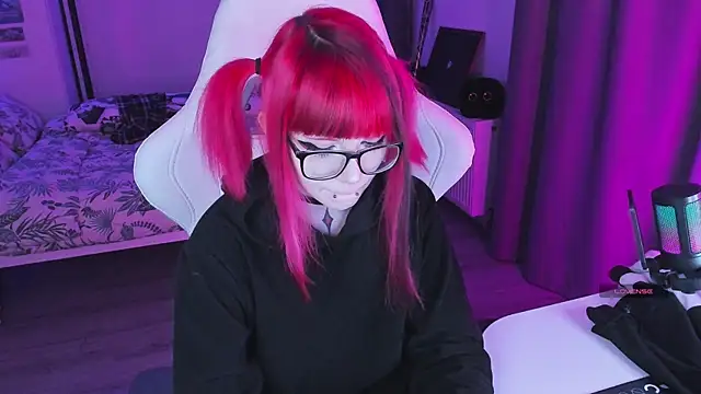 Snapshot of Yumi_Youkai chatting on October 2025 09:38:01 PM Yumi Youkai online show from October 2025 09:38:01 PM