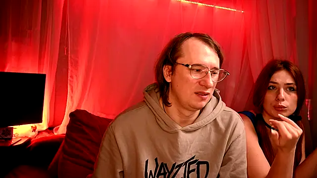 Claudia and elon  online show from October 2025 08:48:02 AM