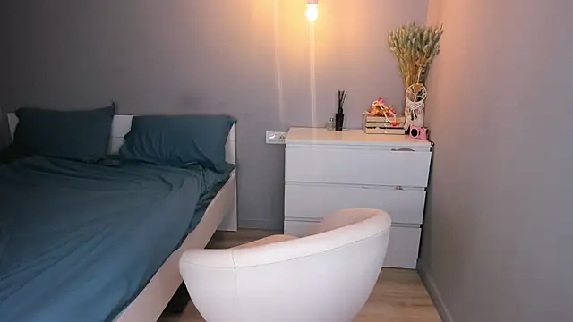 Snapshot of missliiaa chatting on November 2025 09:52:02 AM missliiaa online show from November 2025 09:52:02 AM