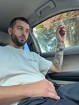 ElChapoGuzman95 online show from November 2025 06:02:02 AM