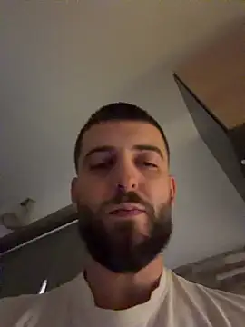 ElChapoGuzman95 online show from January 2026 09:52:02 PM