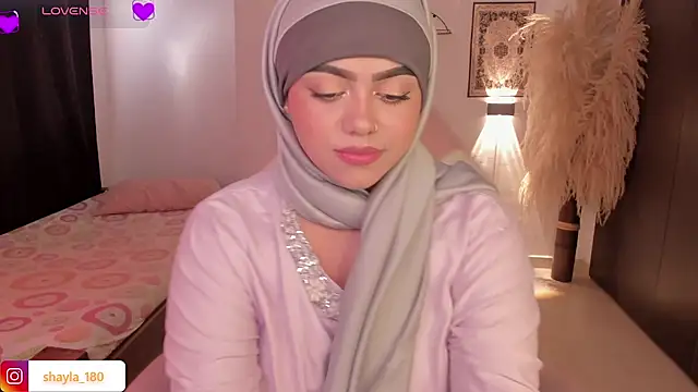 shayla 18 online show from October 2025 08:11:02 PM