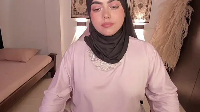 shayla 18 online show from April 2026 07:58:02 PM