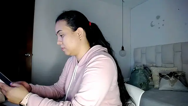 Snapshot of tiffany__pink chatting on September 2025 08:58:02 PM tiffany pink online show from September 2025 08:58:02 PM