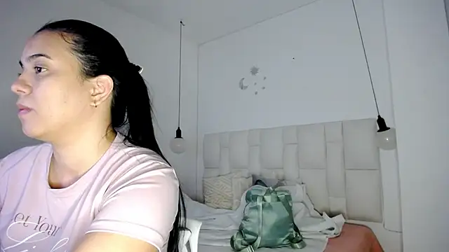 Snapshot of tiffany__pink chatting on October 2025 09:13:02 PM tiffany pink online show from October 2025 09:13:02 PM