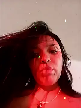 Dione   online show from March 2025 08:41:02 PM