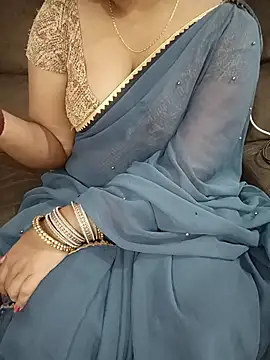 Mounika25 online show from November 2025 07:41:01 AM