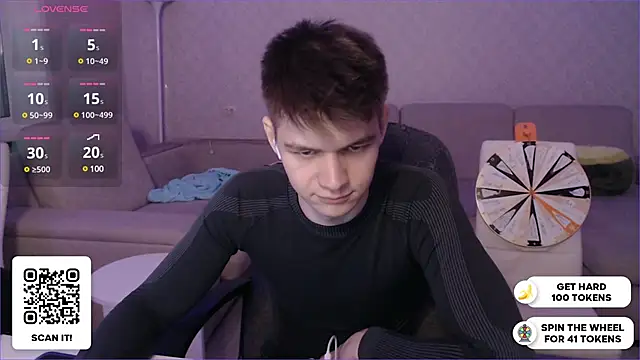 Snapshot of dantebigboi300 chatting on December 2024 05:22:02 PM dantebigboi300 online show from December 2024 05:22:02 PM