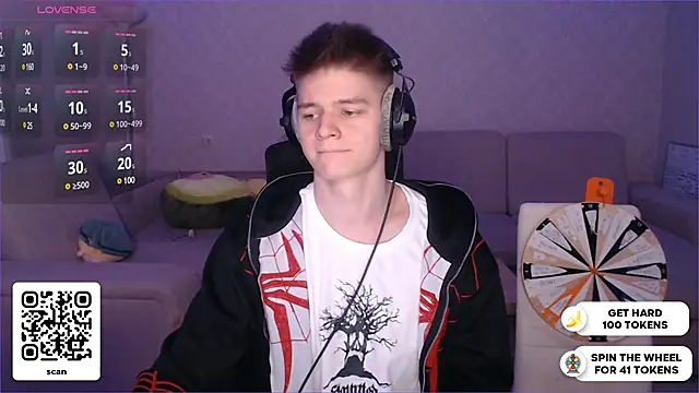 Snapshot of dantebigboi300 chatting on December 2024 05:57:02 PM dantebigboi300 online show from December 2024 05:57:02 PM