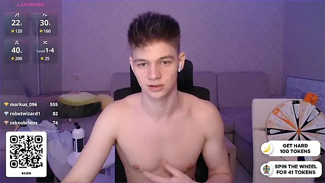 Snapshot of dantebigboi300 chatting on December 2024 08:58:01 PM dantebigboi300 online show from December 2024 08:58:01 PM