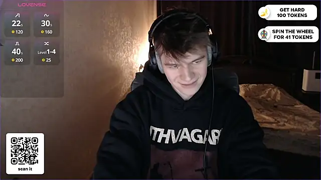 Snapshot of dantebigboi300 chatting on February 2025 06:05:02 PM dantebigboi300 online show from February 2025 06:05:02 PM