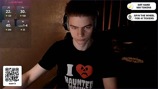 Snapshot of dantebigboi300 chatting on February 2025 08:14:02 PM dantebigboi300 online show from February 2025 08:14:02 PM