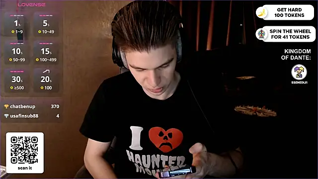 Snapshot of dantebigboi300 chatting on February 2025 11:21:02 PM dantebigboi300 online show from February 2025 11:21:02 PM