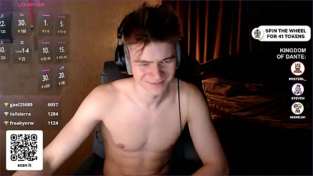 Snapshot of dantebigboi300 chatting on February 2025 12:27:02 AM dantebigboi300 online show from February 2025 12:27:02 AM