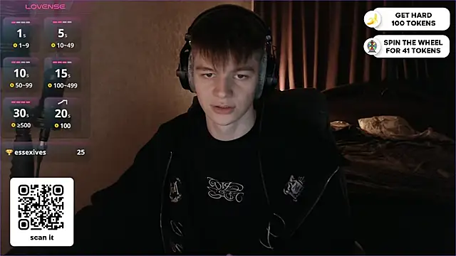 Snapshot of dantebigboi300 chatting on February 2025 06:45:01 PM dantebigboi300 online show from February 2025 06:45:01 PM