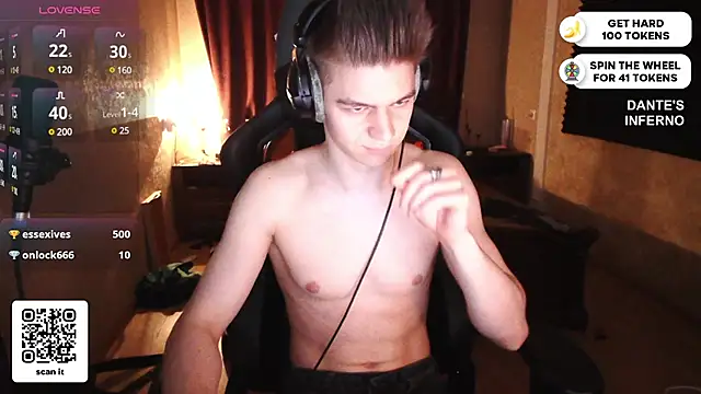 Snapshot of dantebigboi300 chatting on March 2025 06:45:02 PM dantebigboi300 online show from March 2025 06:45:02 PM