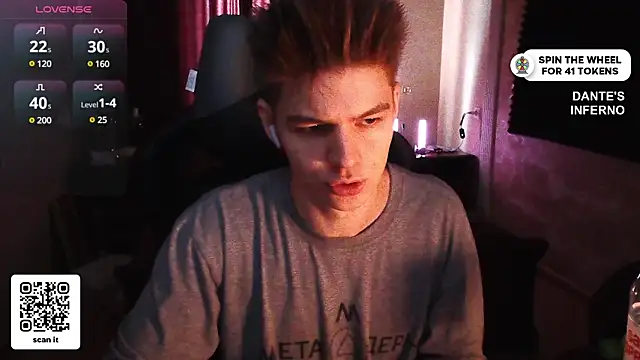 Snapshot of dantebigboi300 chatting on March 2025 04:21:01 AM dantebigboi300 online show from March 2025 04:21:01 AM