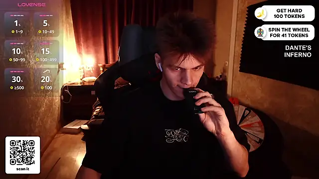Snapshot of dantebigboi300 chatting on March 2025 05:13:01 PM dantebigboi300 online show from March 2025 05:13:01 PM