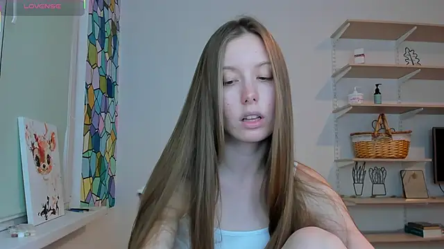 Peggy Beauty online show from October 2025 08:42:01 PM