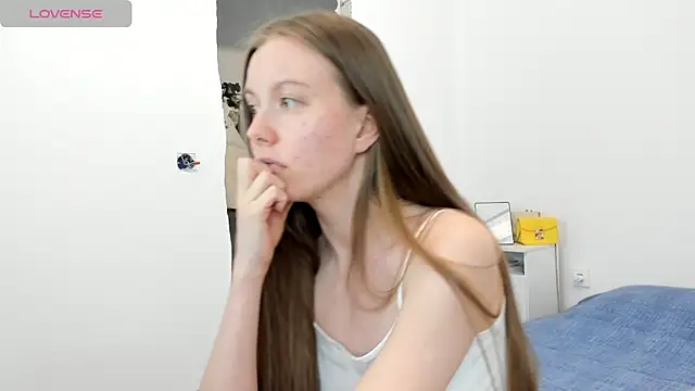 Snapshot of Peggy_Beauty chatting on April 2026 05:32:02 PM Peggy Beauty online show from April 2026 05:32:02 PM