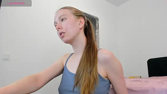 Snapshot of Peggy_Beauty chatting on May 2026 07:22:02 PM Peggy Beauty online show from May 2026 07:22:02 PM