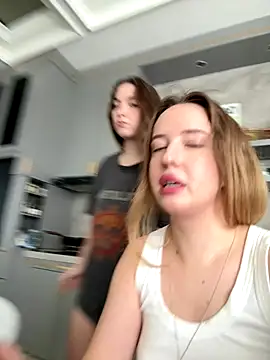 Nura n Sarah online show from September 2025 03:10:01 AM