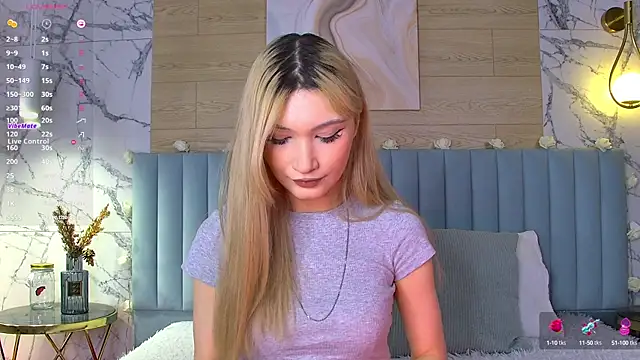 CarolReeves online show from February 2025 06:03:01 AM