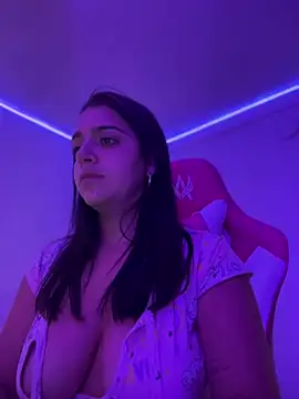 Snapshot of Alicia_Ruiz chatting on January 2026 12:10:02 PM Alicia Ruiz online show from January 2026 12:10:02 PM