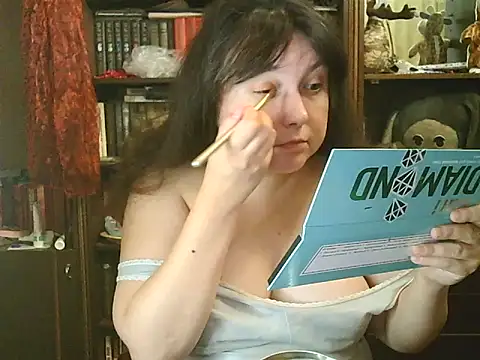 Snapshot of CarrieQPeach chatting on October 2025 07:24:02 PM CarrieQPeach online show from October 2025 07:24:02 PM