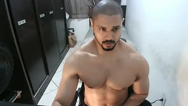 Snapshot of Brian_Aries chatting on August 2026 12:36:01 AM Brian Aries online show from August 2026 12:36:01 AM