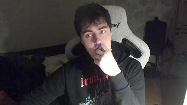 Knuckles17 online show from February 2026 01:45:01 AM