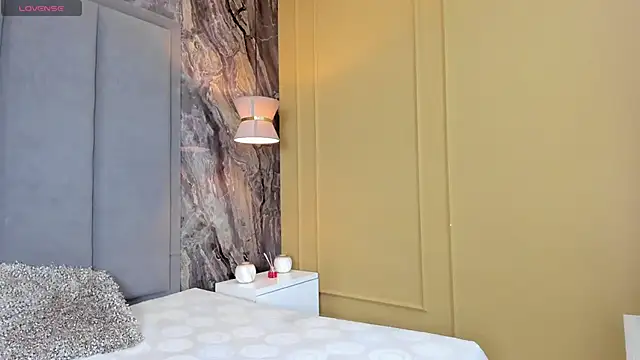 ScarlettMore online show from December 2024 07:50:02 PM