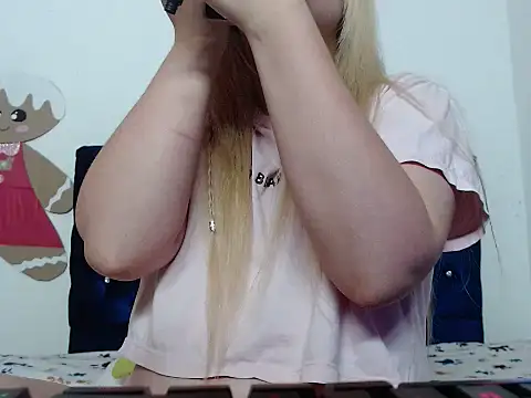 69liamilk69 online show from October 2025 04:26:01 AM