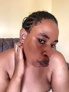 fat creamy pus online show from January 2026 10:39:02 AM