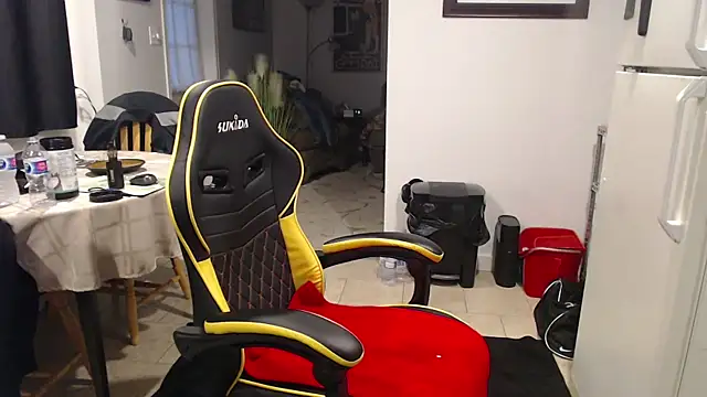 Trey100379100379 online show from October 2025 10:18:02 PM