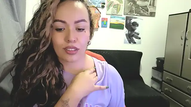 joan-star online show from April 2026 05:26:02 PM