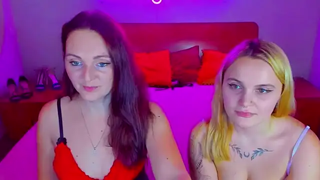 Snapshot of MagicEyess chatting on December 2024 04:57:01 PM MagicEyess online show from December 2024 04:57:01 PM