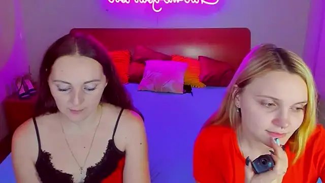 Snapshot of MagicEyess chatting on January 2025 07:21:01 AM MagicEyess online show from January 2025 07:21:01 AM