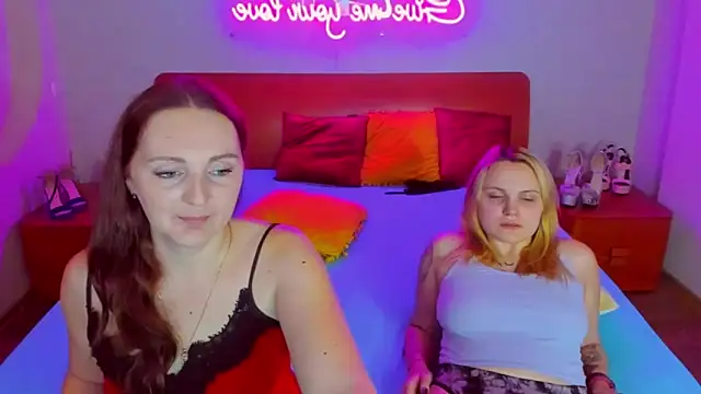 Snapshot of MagicEyess chatting on January 2025 07:17:01 AM MagicEyess online show from January 2025 07:17:01 AM