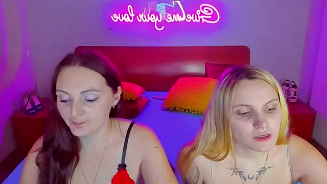 Snapshot of MagicEyess chatting on January 2025 11:02:01 AM MagicEyess online show from January 2025 11:02:01 AM