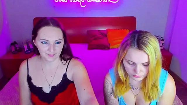 Snapshot of MagicEyess chatting on January 2025 10:53:02 AM MagicEyess online show from January 2025 10:53:02 AM